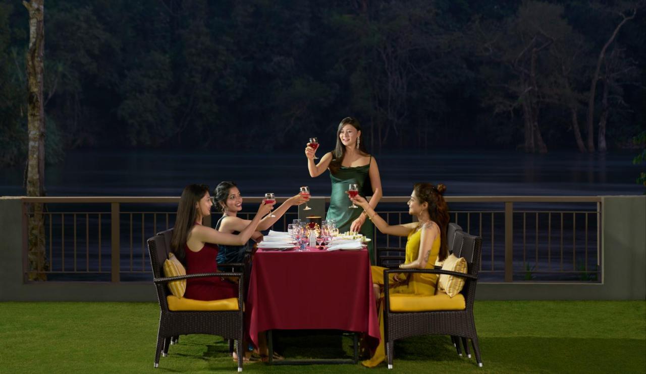Whistling Woodzs Resort Dandeli Esterno foto